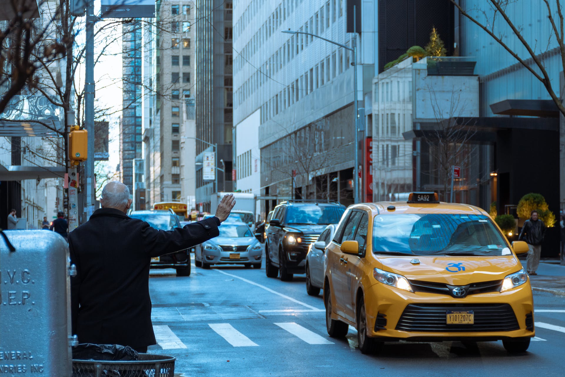 Resolución de la Cámara busca modernizar taxis colectivos con mayor capacidad