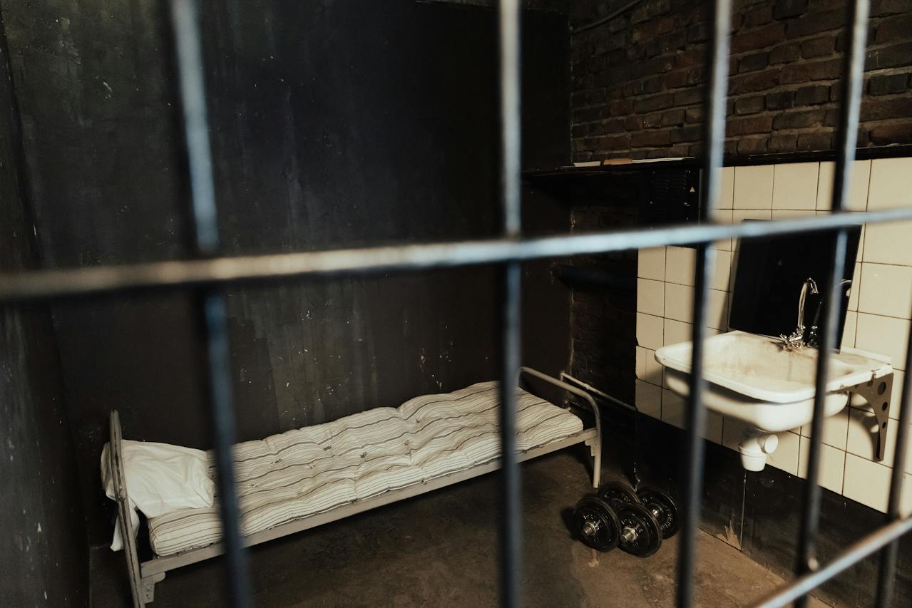 Fisco condenado a indemnizar a interna violada en centro penitenciario