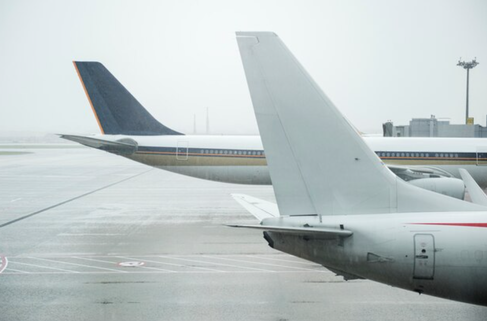 La renuncia de un vuelo con retraso y la compensación a tanto alzado