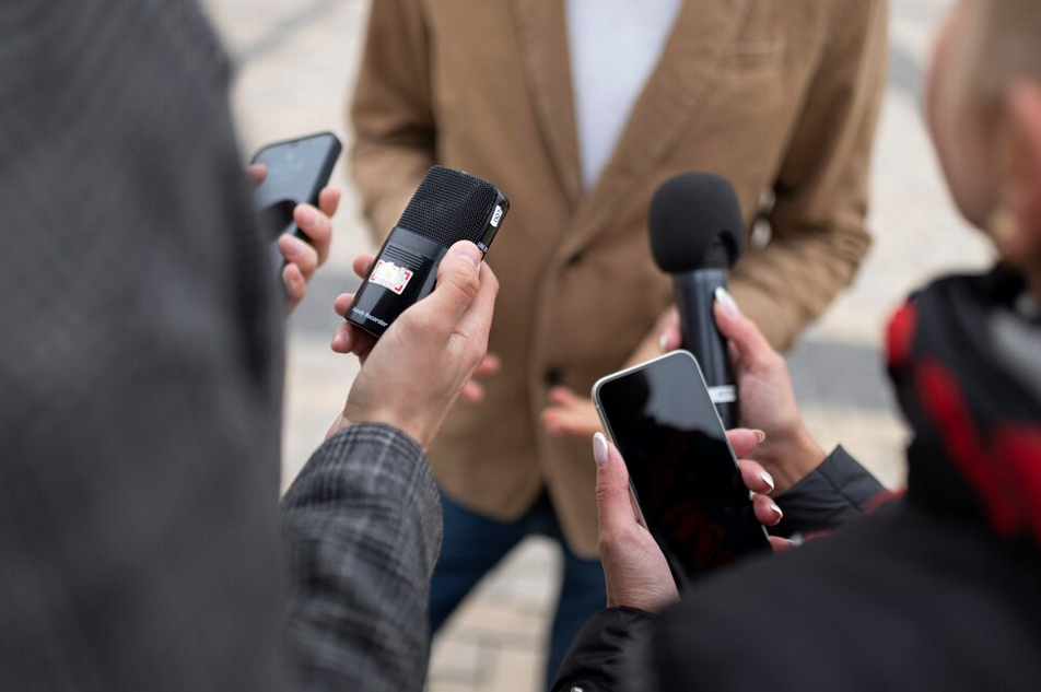 Declaraciones «inveraces» | Absuelto un abogado por hacer declaraciones consideradas «inveraces» en los medios