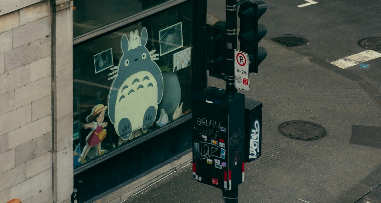 La UE anula la marca de complementos de moda de Studio Ghibli por conflicto con una firma italiana