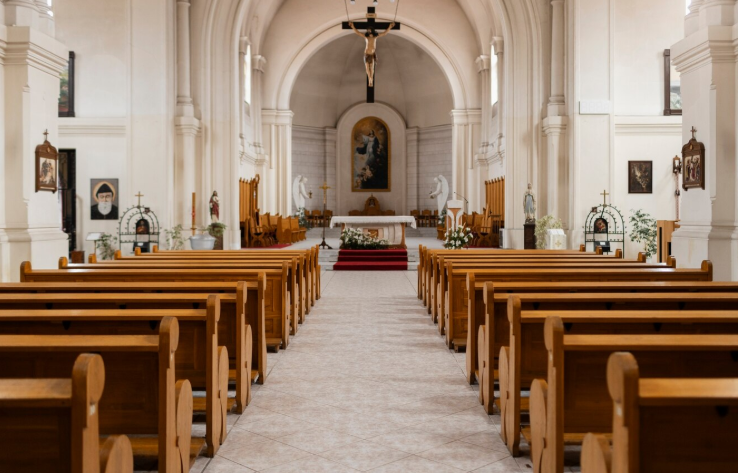 discriminación iglesia